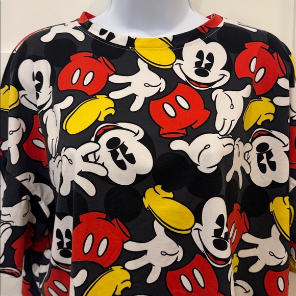 Disney Black Cropped Tee with Red, Yellow & White Mickey Print - Picture 3 of 7